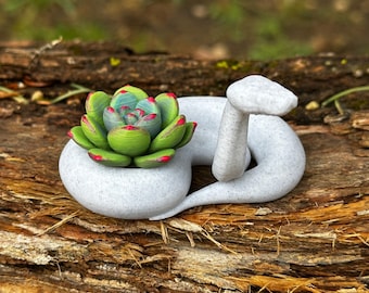 Ball python “Stone and flower” figurine variety
