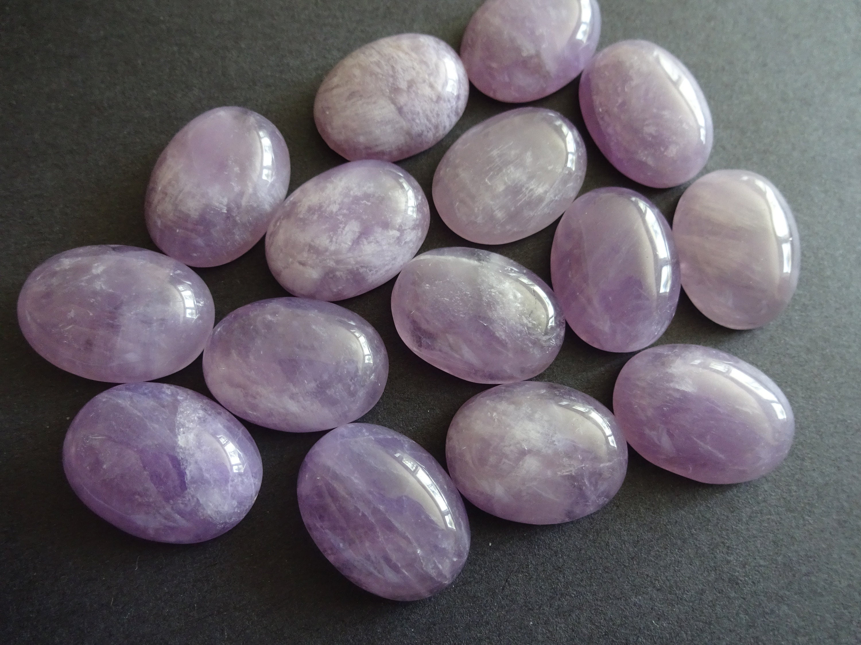 20x15mm Natural White Jade Gemstone Cabochon, Dyed, Light Purple Oval