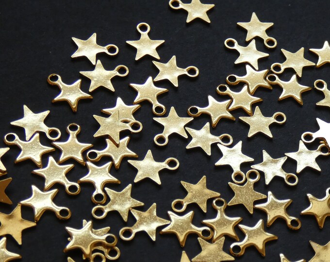 9x7mm 304 Stainless Steel Star Charm, Steel Star Pendants, Gold Color, Lightweight, 1.2mm Hole, Classic Star Design, Dangle Drop Charm