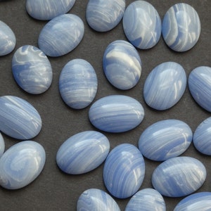 18x13x5mm Natural Agate Gemstone Cabochon, Dyed Oval Cabochon, Polished Agate, Light Blue Cabochon, Natural Stone, Purple Agate, Striped