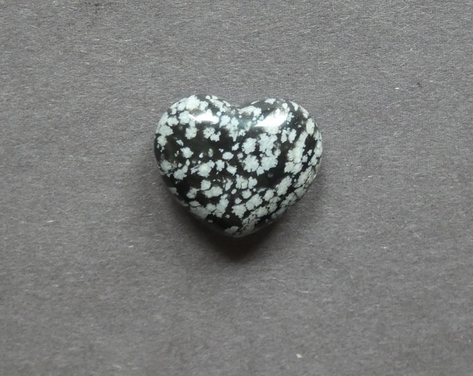 20x23x10mm Natural Snowflake Obsidian Heart Love Stone, Black and White, Pocket Palm Stone for Reiki Balancing, One of a Kind, Gemstone