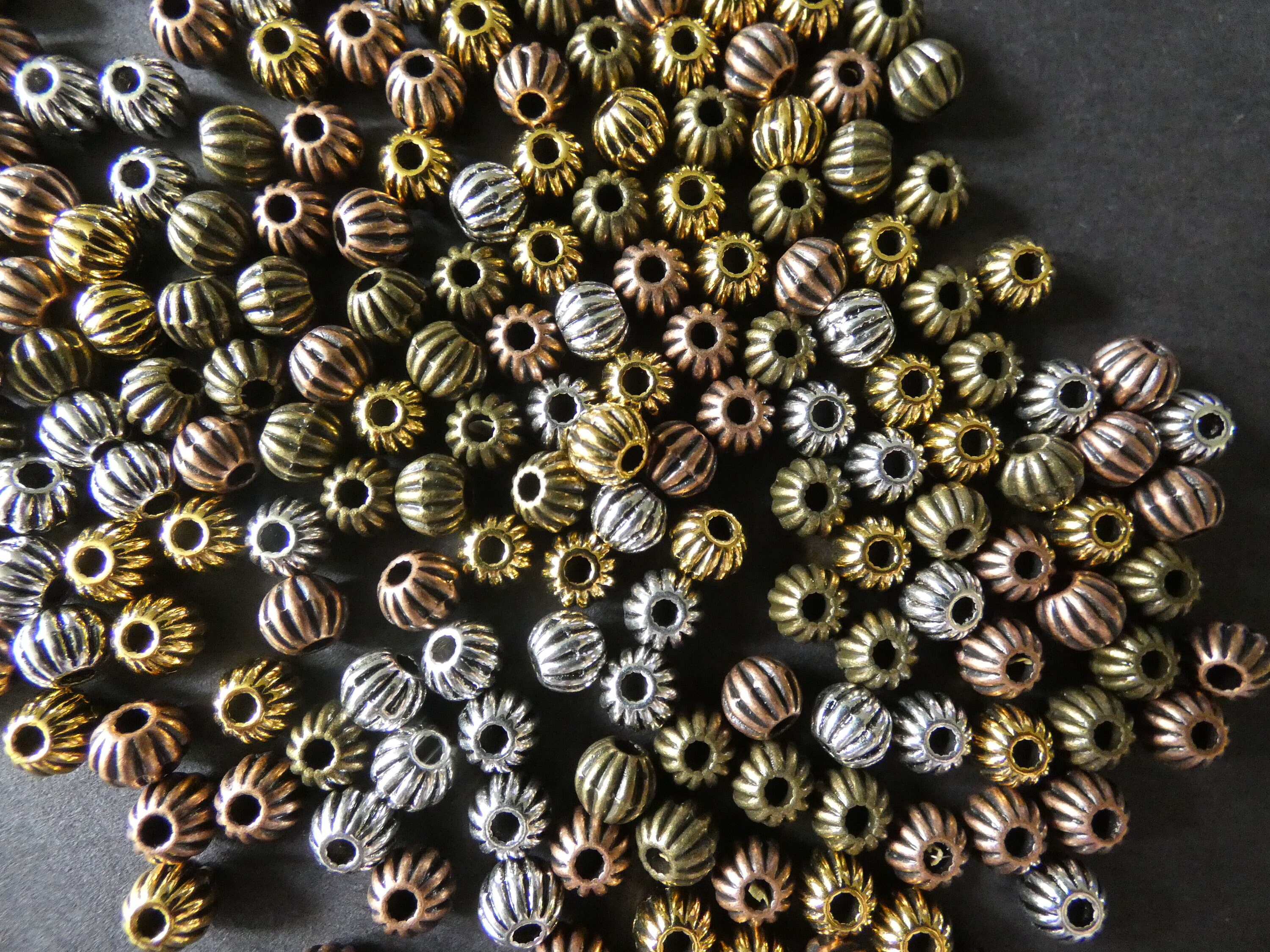 100 Pack 7mm Round Alloy Metal Beads, 5 Color Mixed Lot Variety, 1mm