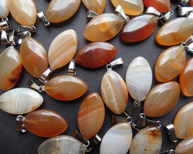 27-30mm Natural Agate Pendant, Brass Finding, Horse Eye Shaped, Polished, Gemstone Jewelry Drop Pendant, Orange & Silver Color, Agate Charm