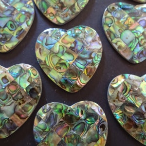 35-40mm Natural Abalone and Paua Shell Pendant, Drilled Heart Shape, Polished Gem, Large Charms, Gemstone Jewelry, Green Mosaic Pattern