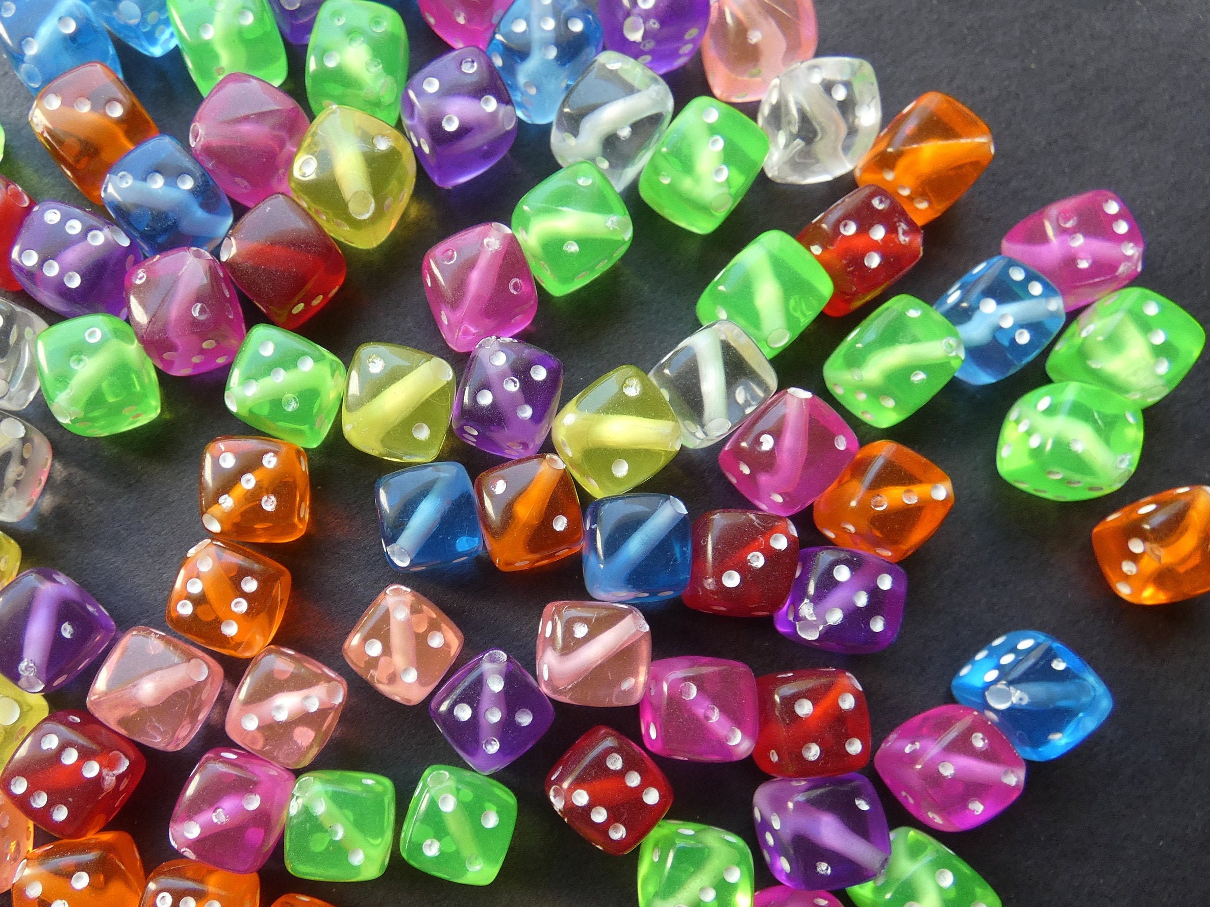 50 PACK 8mm Dice Cube Acrylic Beads, 8x8mm, Mixed Color, Rainbow Bead, Transparent Bead, Square