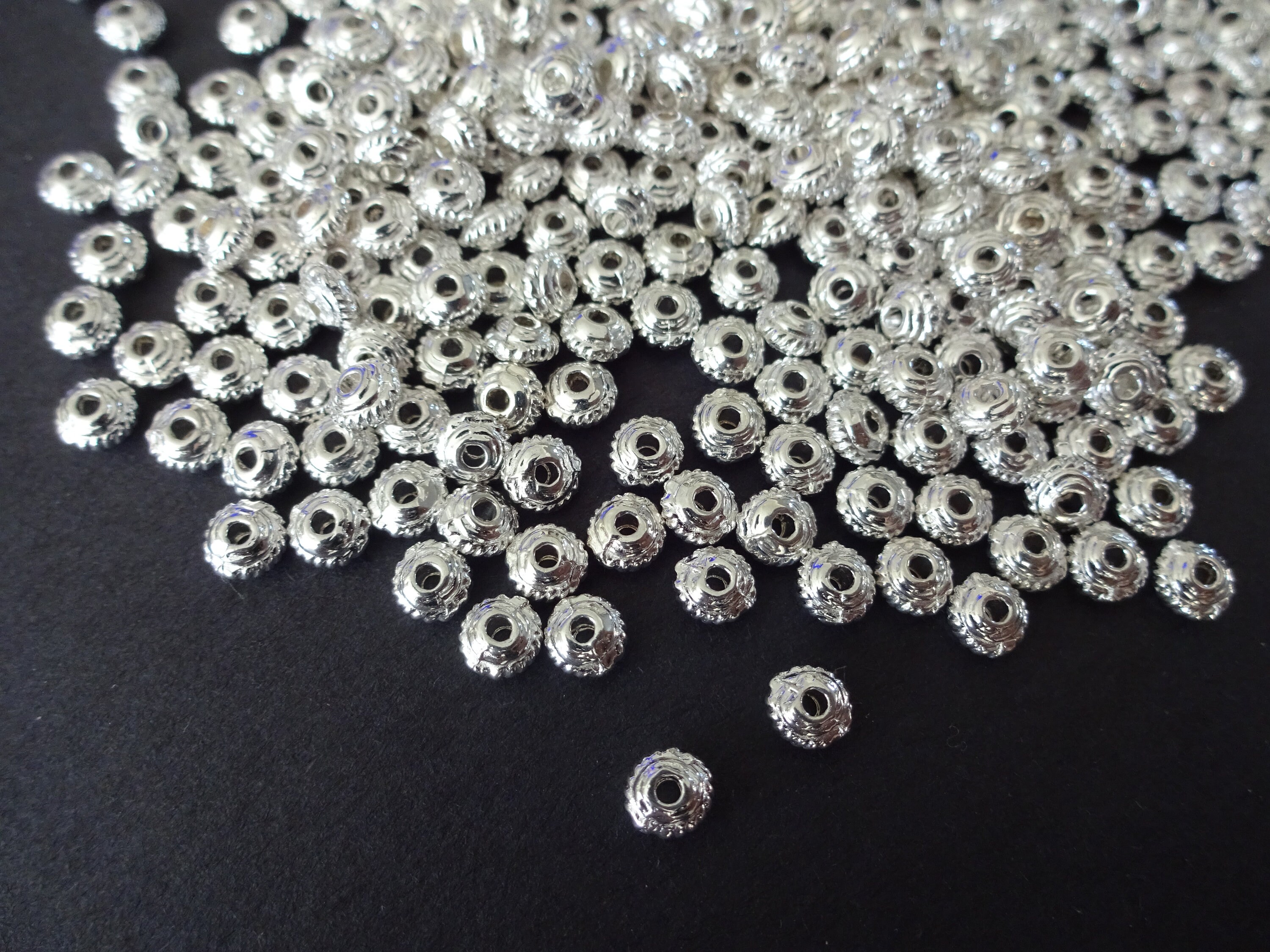 Tibetan Silver Brass Spacer Beads Metal Small Round Tube Jewelry Findings 5x3mm