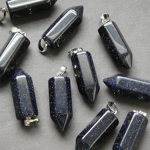 33-36mm Blue Goldstone Pendant, Brass Wire Wrapped, Pointed Bullet, Polished Gem, Gemstone Jewelry Pendant, Bluer and Silver Color