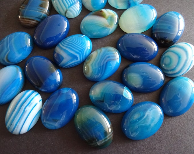 25x18mm Natural Striped Agate Gemstone Cabochon, Dyed Blue Oval Cabochon, Polished Agate, Blue Natural Stone, Striped Gem, Necklace Making