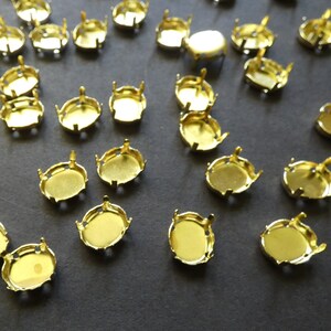 10x8mm Brass Claw Oval Setting, Shiny Gold, 10x8mm Tray, Golden Jewelry Setting, Fits 10mm Oval Stone, DIY Rhinestone Pendant, Metal Setting