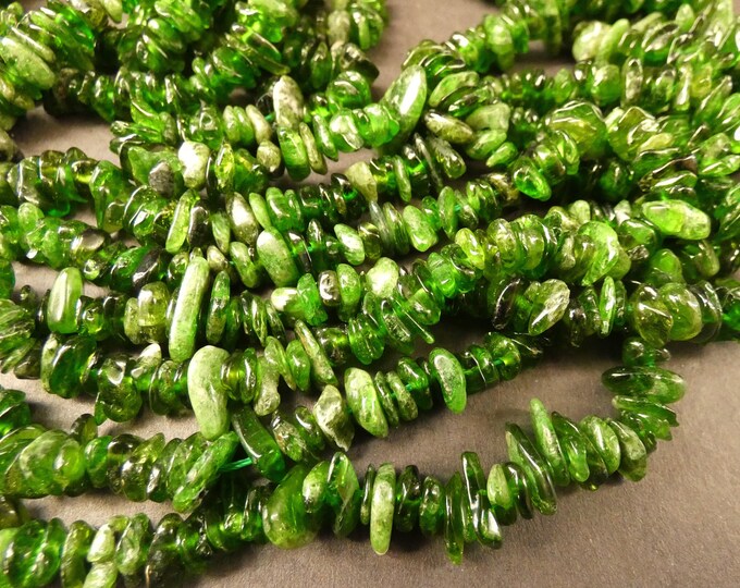 15-16 Inch 5-14mm Natural Diopside Chip Beads, About 150 Beads, Natural Stone, Dark Green Nugget Bead, Gemstone, Semi Transparent, Olive