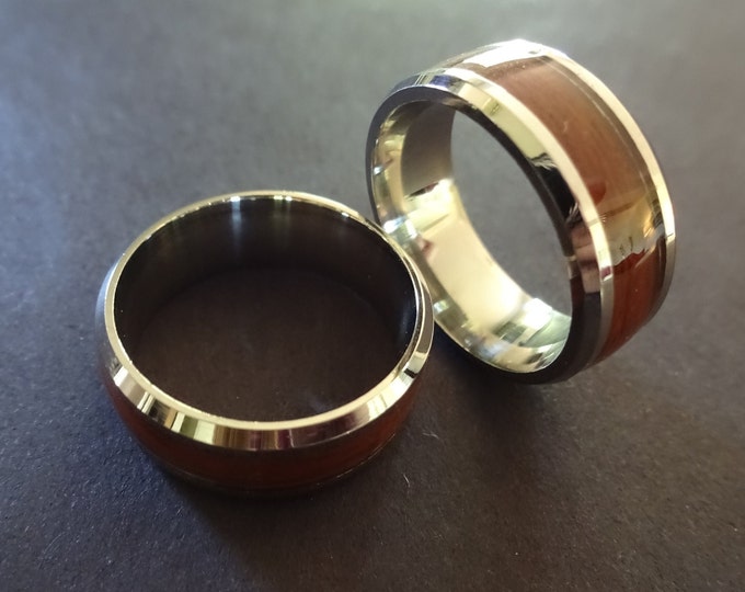 Titanium and Wood Design Inlay Ring, Handcrafted Titanium Band, Silver Men's Ring, Men's Jewelry, Silver Color With Wooden Design Stripe