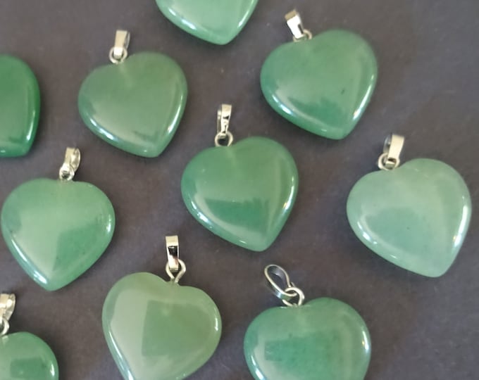 22-23mm Natural Green Aventurine Heart Pendant With Brass Loop, Aventurine Charm, Crystal Pendant, Light Green Heart Charm, Gemstone Heart