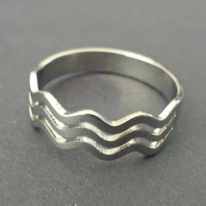 Stainless Steel Wavy Ring, Silver Wave Band, Sizes 6-10, Handcrafted Steel Ring, Wedding Band, Engagement Ring, Tri Striped Ocean Wave Band