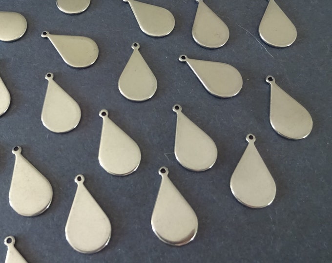 18x10mm Stainless Steel Teardrop Stamping Tag Charm, Steel Teardrop Pendants, Shiny Silver Color, Lightweight, Teardrop Links, Blank Tags