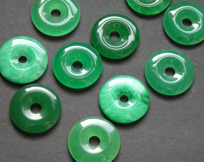 25mm Natural Green Quartz Pendant, Dyed, Quartz Donuts, Polished Gem, Natural Gemstone Component, Green Quartz Stone, Wire Wrapping Supply
