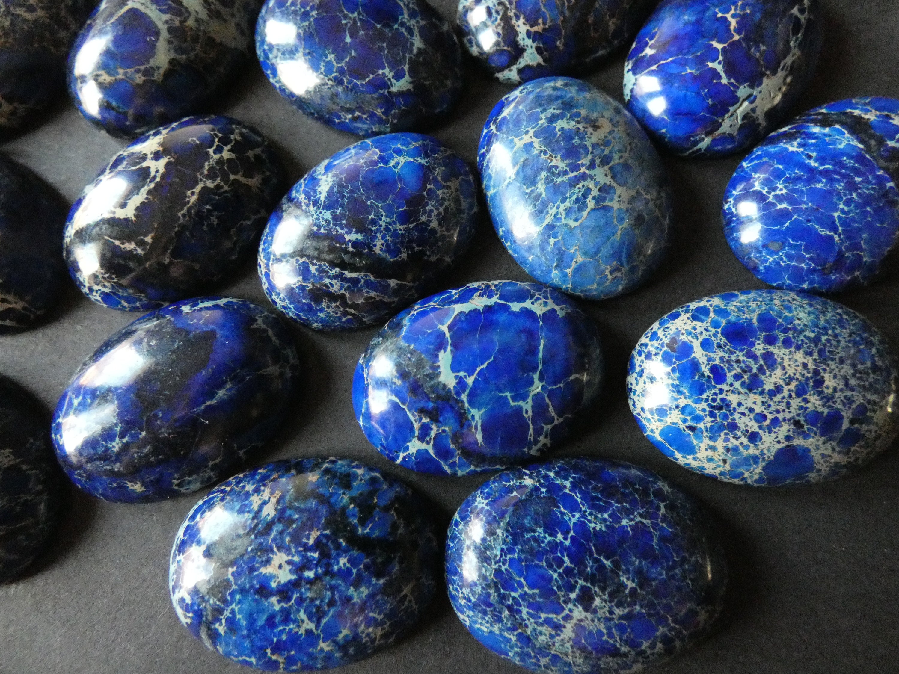 30x22mm Regalite Cabochon, Dyed Oval Cabochon, Polished Regalite Stone ...