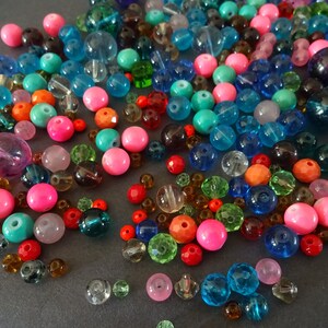 200 GRAMS Mixed Loose Glass Beads, About 200-225 Beads, Mixed Colors, Mixed Transparency & Size, Glass Bead Mixed Lot, Handpicked Bead Lot