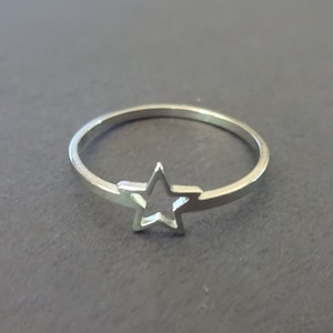 Stainless Steel Silver Star Ring, Silver Star Outline, Sizes 6-10, Simple Star Ring, Cute Stars Ring, Stylish Band, Classic Promise Ring
