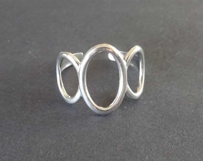 Adjustable Stainless Steel Oval Ring, Silver Color Band, 3 Oval Ring, Simple Shiny Metal Band, Minimalist Adjustable Ring With Ovals