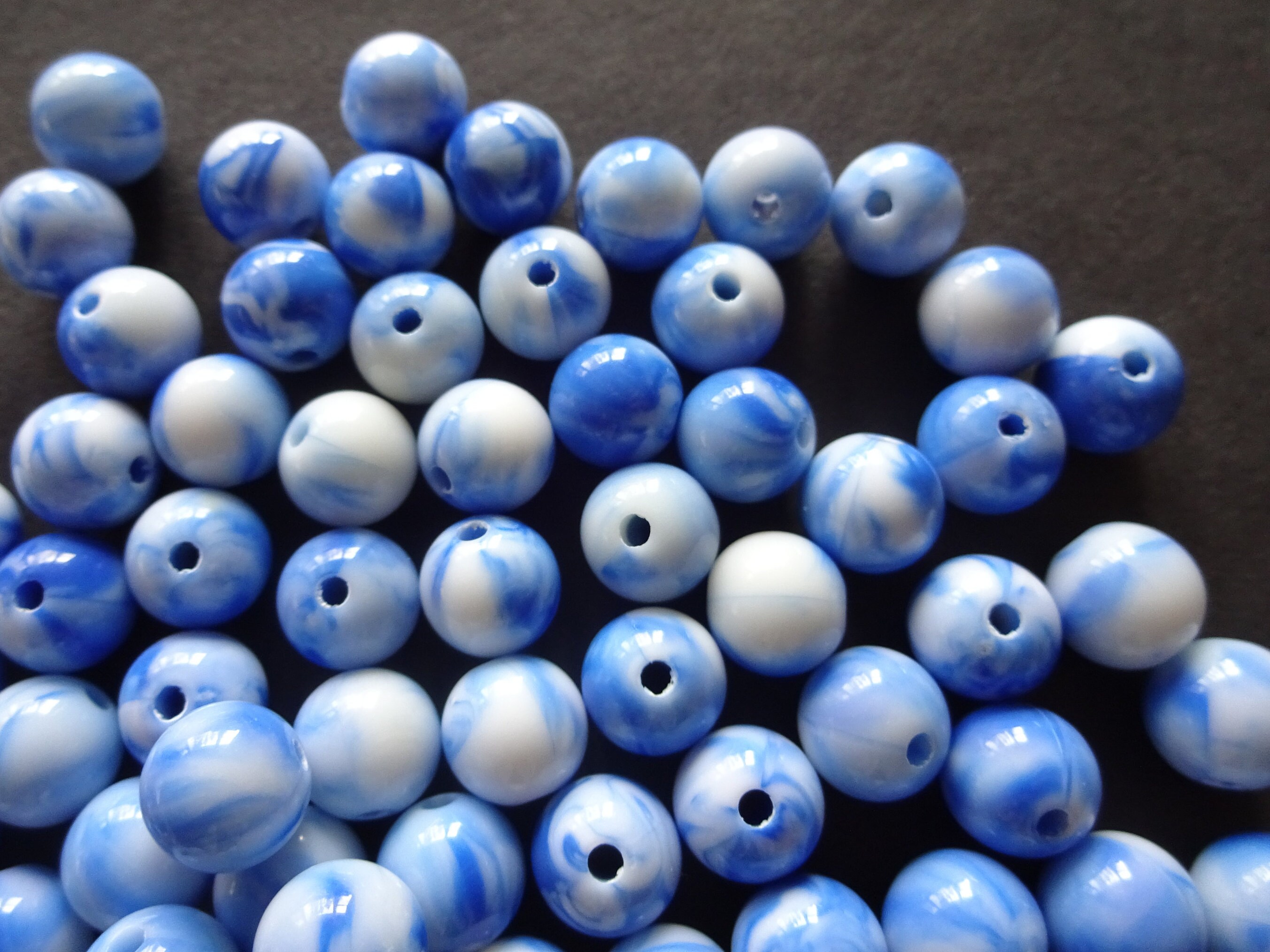 10mm Acrylic Blue Marble Ball Beads, Swirled Marbled Pattern, 2mm Holes,  Round Spacer, Bold and Colorful, Fun Jewelry Making, Blue and White