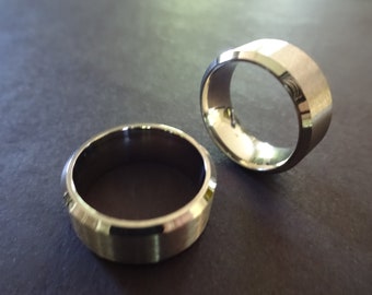 Beveled Titanium Steel Ring, Beveled Silver Steel Band, Size 6-12, Handcrafted Titanium Ring, Unisex Jewelry, Wedding Band, Engagement Ring