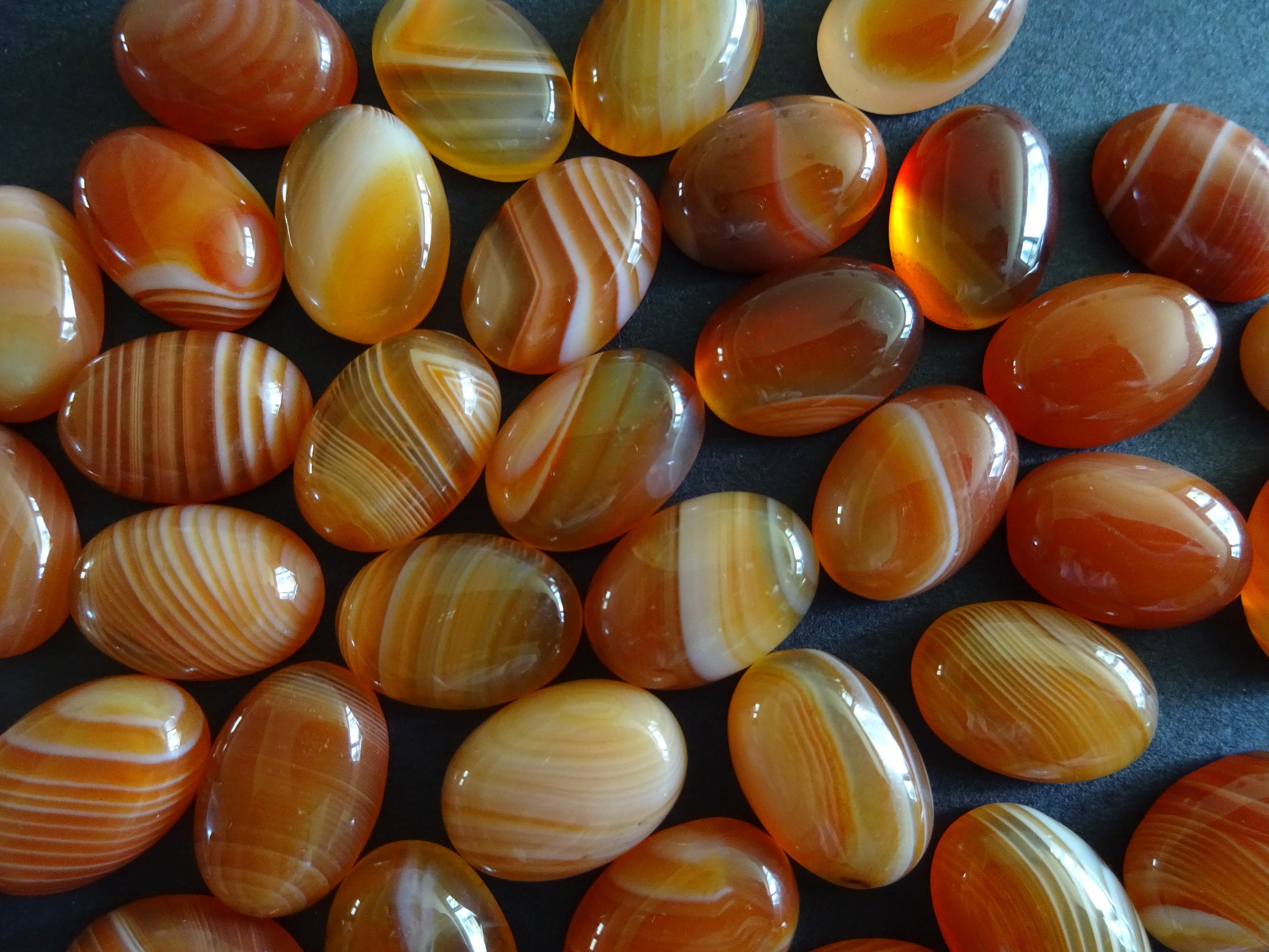 14x10mm Natural Red Agate Gemstone Cabochon, Oval Cabochon, Polished