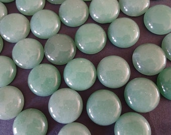 Cabochon en aventurine verte naturelle 20 mm, cabochon en dôme rond, gemme polie, pierre précieuse naturelle, vert translucide clair, 20 x 6 mm