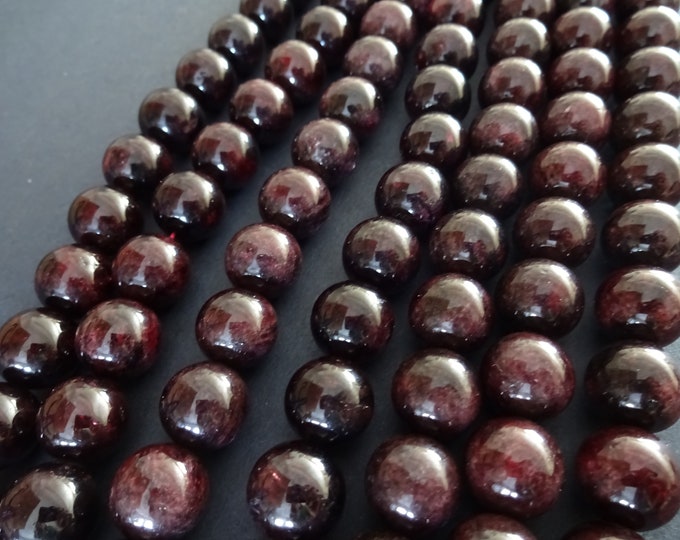 15.5 Inch 12mm Natural Garnet Bead Strand, About 33 Beads, 12mm Ball Bead, Round Stone Beads, High Grade Deep Red Garnet, January Birthstone