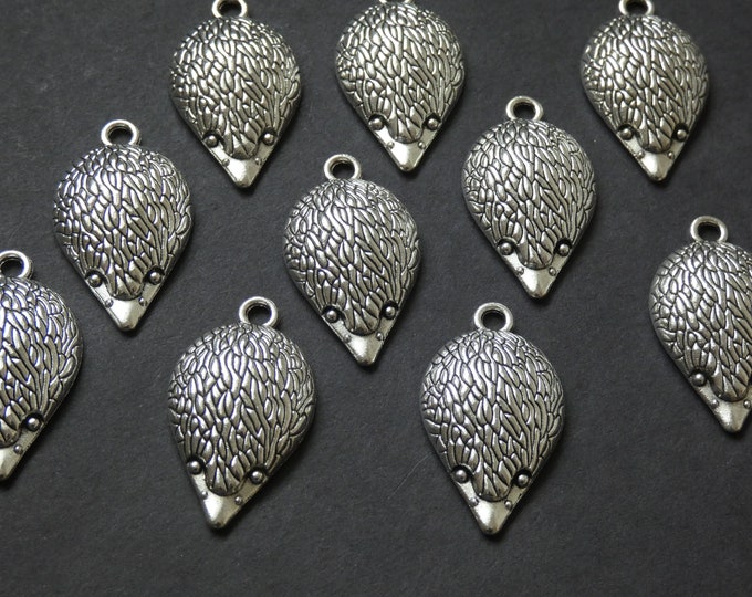 10 PACK of 36mm Hedgehog Pendants, Tibetan Style Alloy Metal Pendant, Metal Pendant, Silver Hedgehog Pendant, Silver Animal Pendant