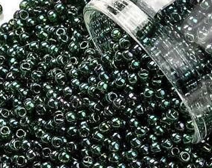 11/0 Toho Seed Beads, Gold Luster Emerald (322), 10 grams, About 1103 Round Seed Beads, 2.2mm & .8mm Hole, Luster Finish