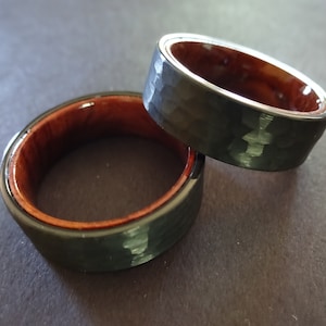 Hammered Black Tungsten with Comfort Wood Inner Ring, Whiskey Barrel Wood, Hammered Tungsten Carbride Ring, 8mm Tungsten Metal Ring, Mens