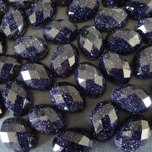 18x13mm Blue Goldstone Cabochon, Faceted, Synthetic Oval Gemstone Cabochon, Blue Stone, Polished Gem, Glittery Flecks, Sparkly, Navy Blue