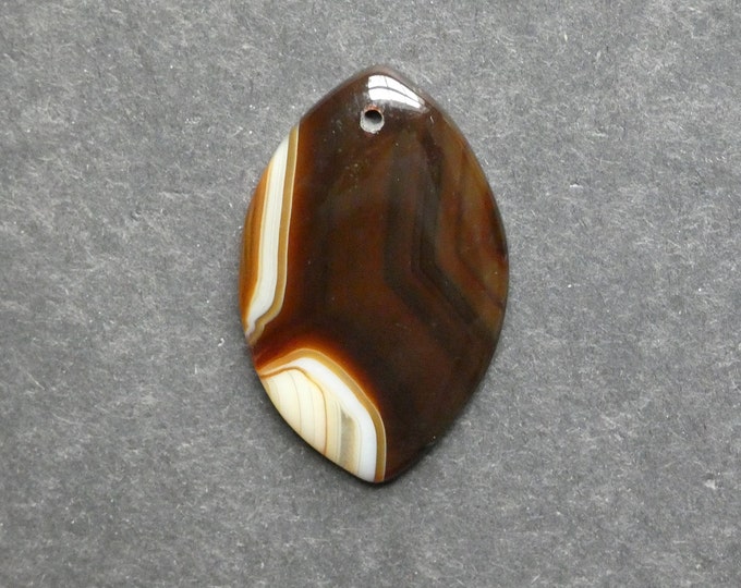 47x30mm Natural Brazilian Agate Pendant, Gemstone Pendant, One of a Kind, Large Horse Eye, Brown, Dyed, Only One Available, Unique Pendant