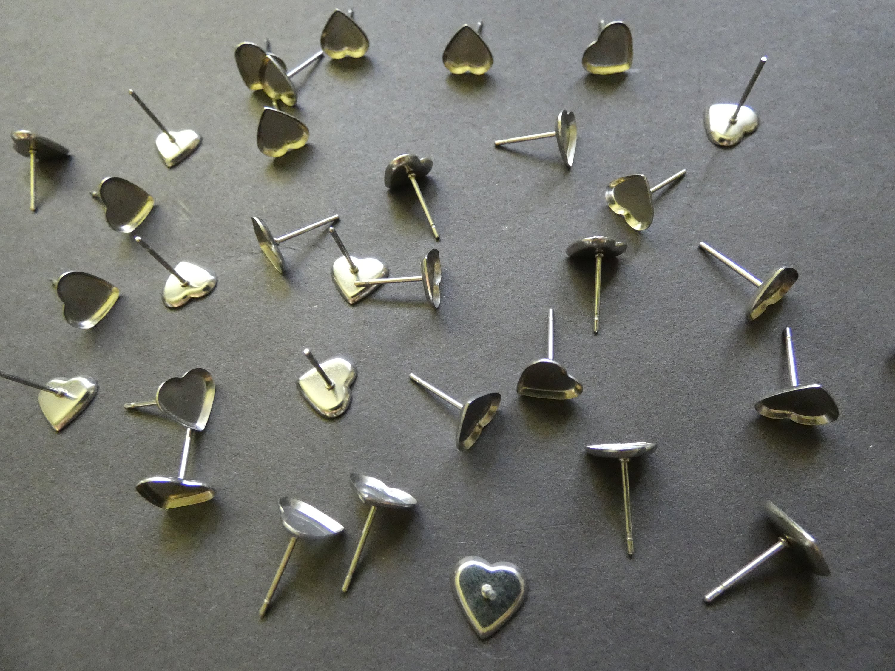 Heart earring stud cabochon settings 12 mm bezel rubber backs stainless steel 