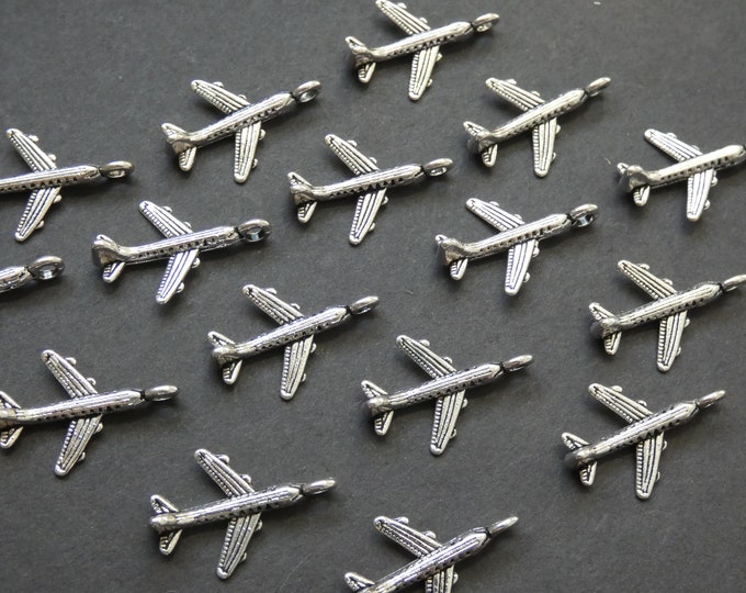 20 PACK of 22mm Plane Pendant, Tibetan Style Metal Pendant, Metal Airplane Pendant, Silver Airplane, Silver Metal Pendant, Airplane Charm