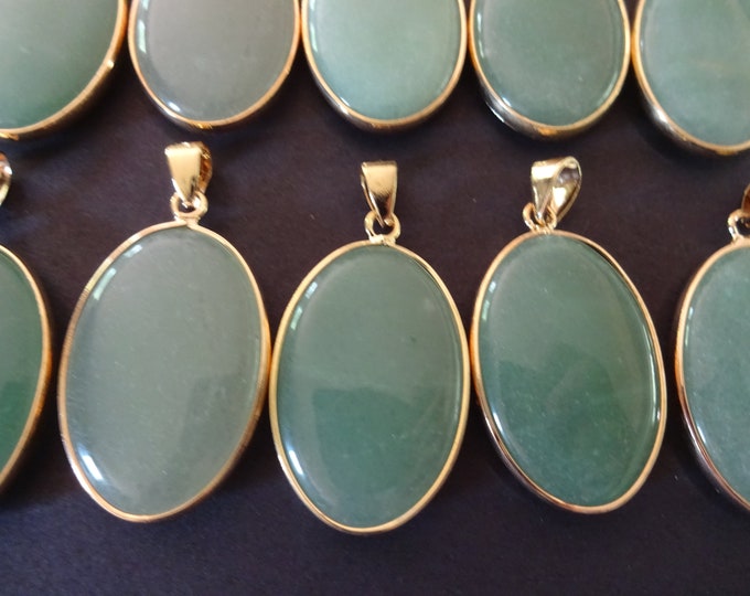 35-36mm Natural Green Aventurine Pendant With Gold Plated Brass Metal, Snap On Bail, Oval Pendant, Polished Gemstone Jewelry, Stone Charm