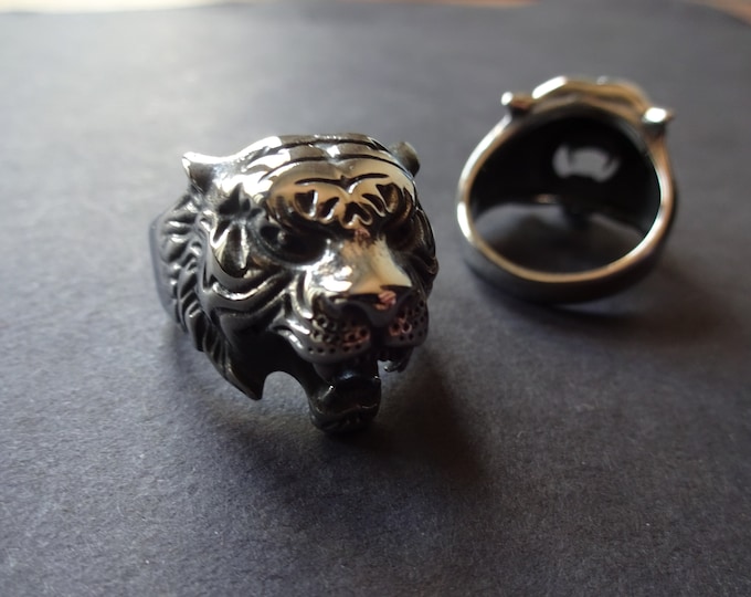 316L Stainless Steel Tiger Ring, Handcrafted Steel Band, Silver Color, Intricate Tiger Design, Sizes 7 to 13, Large Band With Animal Theme