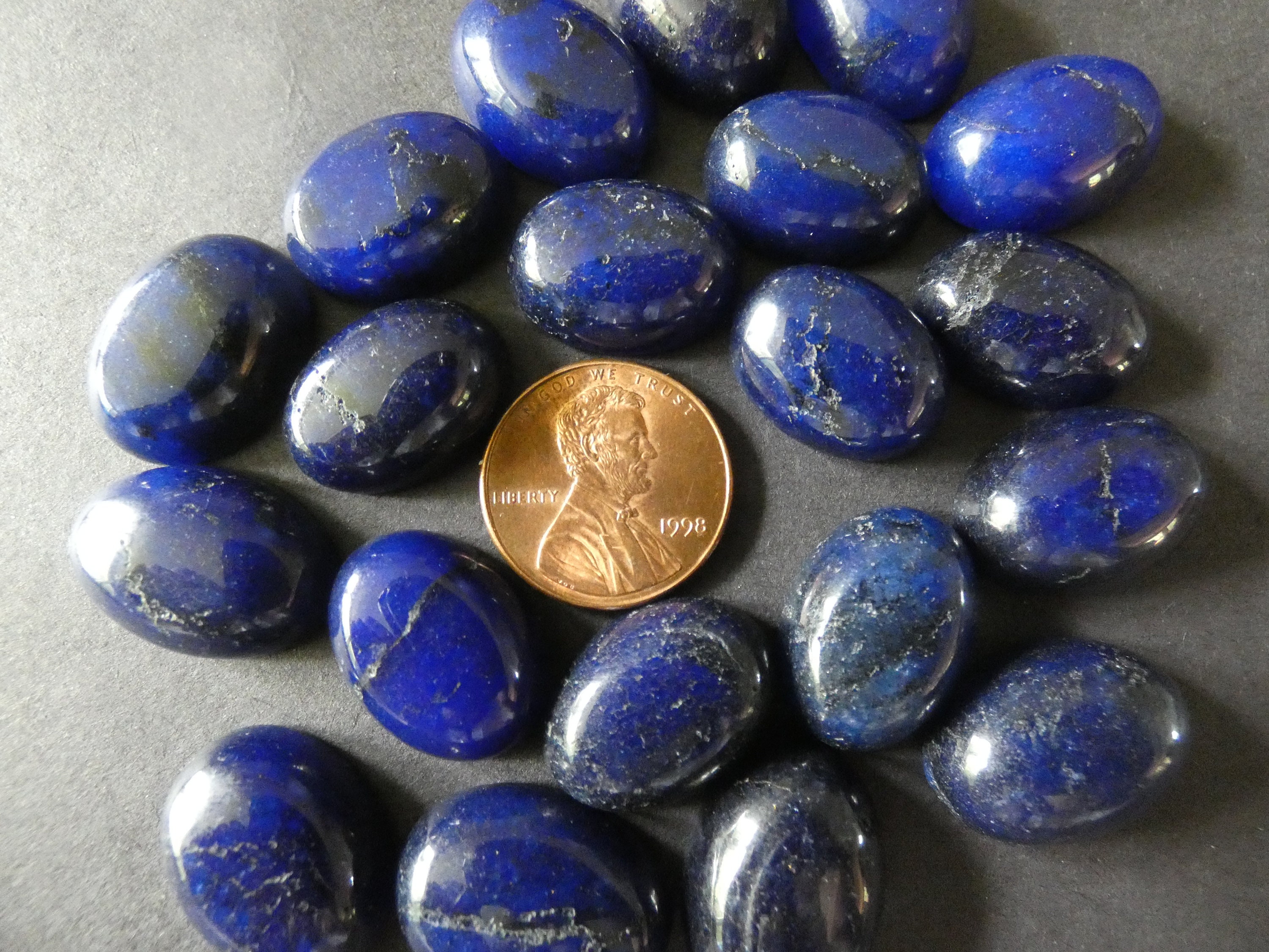 18x13mm Natural White Jade Dyed Gemstone Cabochon, Navy Blue Oval