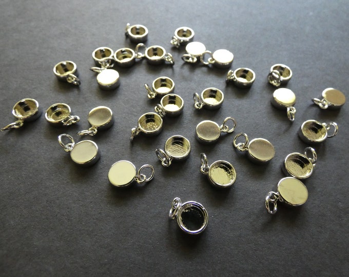 11x8mm Brass Cabochon Setting Charm, For 6mm Cab, Platinum, 6mm Tray, 3mm Hole, Flat Round, Cabochon Casting, Flat Round Rhinestone Setting