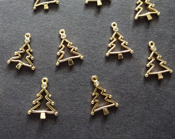 11.5mm 18K Gold Plated Brass Christmas Tree Charm, Gold Pendant, Winter Charm, Christmas Pendant, Xmas Charm, Christmas Gold Charm