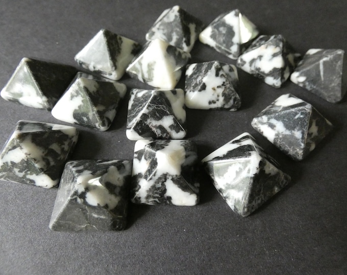 19x19mm Natural Zebra Jasper Cabochon, Pyramid Gemstone Cabochon, Black & White Stone, Pretty Gem, Polished Gem, Triangle Cab, Crystal Stone