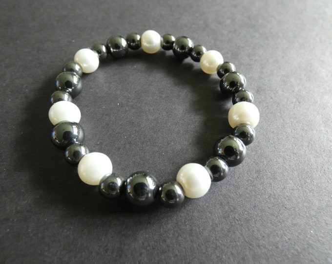 Pearlized Glass and Synthetic Hematite Stretch Bracelet, 6-8mm Ball Beads, Stretchy Cord, White & Silver Bracelet, Round Beads, Metallic