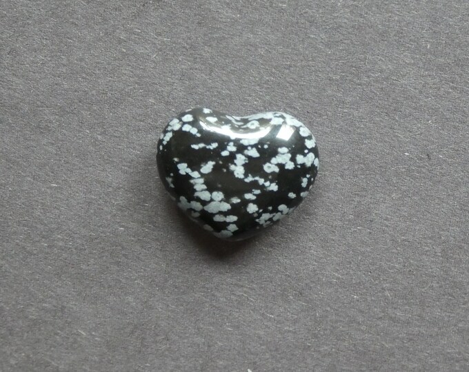 20x23x10mm Natural Snowflake Obsidian Heart Love Stone, Black and White, Pocket Palm Stone for Reiki Balancing, One of a Kind, Gemstone