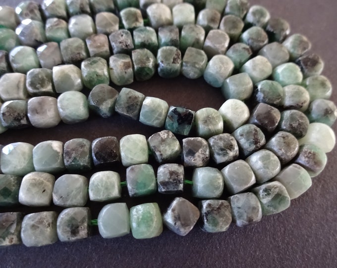 15 Inch 4.5x4.5mm Natural Emerald Faceted Cube Beads, About 85 Beads, Green Crystal, Teal Nugget Bead, Gemstone Mineral, Semi Transparent