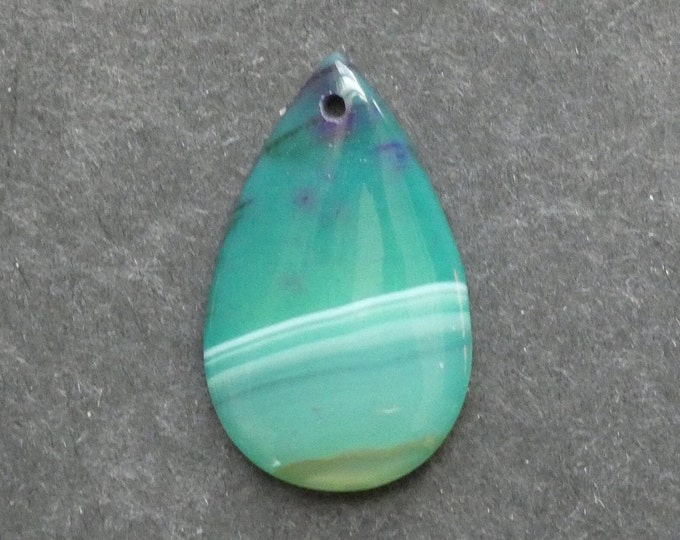 33x20mm Natural Agate Pendant, Gemstone Pendant, One of a Kind, Teardrop, Green and White, Dyed, Only One Available, Unique Agate Pendant