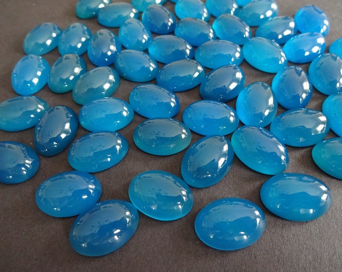 18x13mm Natural Blue Agate Cabochon, Dyed, Bright Blue Agate Cab, Oval Cabochon, Polished Agate Crystal, Natural Gemstone, Agate Gemstone