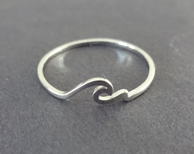 Stainless Steel Ocean Wave Ring, Wave Band, US Sizes 7-11, Handcrafted Steel Ring, Simplistic Unisex Jewelry, Trendy Sea Wave Ring, Silver