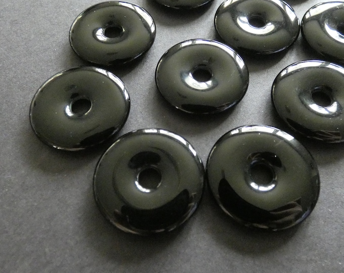 25mm Natural Black Agate Donuts, Polished Natural Gemstone Component, Round Agate Stone, Wire Wrapping Stone, Shiny Solid Black, 5mm Hole