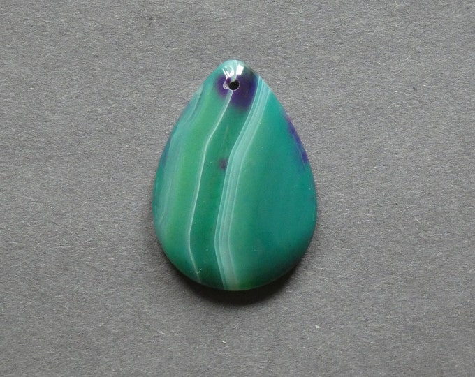 38x28mm Natural Striped Agate Pendant, Banded Agate, Gemstone Pendant, Green, Dyed, One of a Kind, Large Teardrop Pendant, Agate Charm