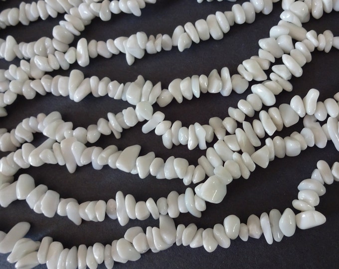 5-8mm White Glass Nugget Beads, 31.5 Inch Strand Of About 200 Chip Beads, Polished Glass Crystal Beads, Classic White Bead, Basic Spacers